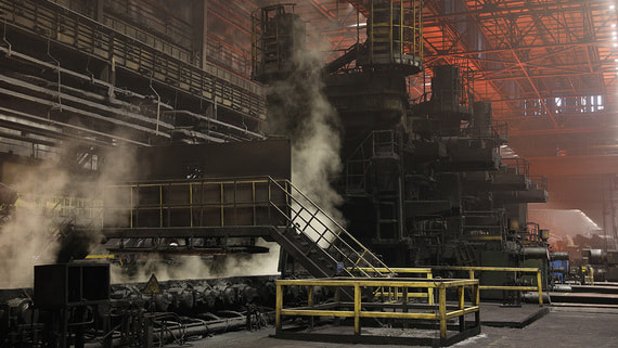 Industrial Production Index Slows to 0.4% Growth in First Half of Year as Experts Point to Uneven Sector Dynamics