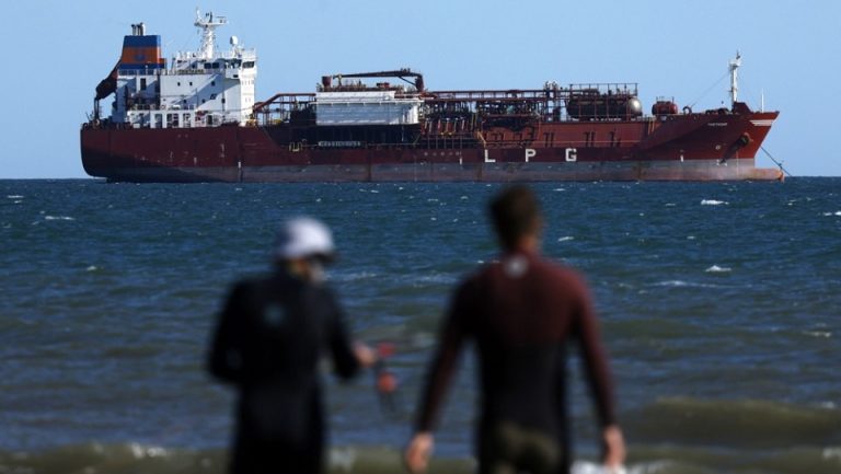 Oil and Gas Importers Pay $330 Billion Premium During Six-Month Strait of Hormuz Blockade Scenario