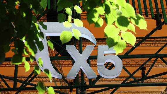 X5 Retail Group Reports Nearly 40% Drop in Net Profit Amid Rising Financial Costs